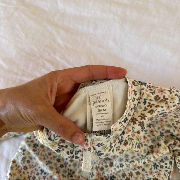 Carters Little Planet Floral Long Sleeve Zipper One piece Swimsuit Rash Guard - Picture 2 of 4